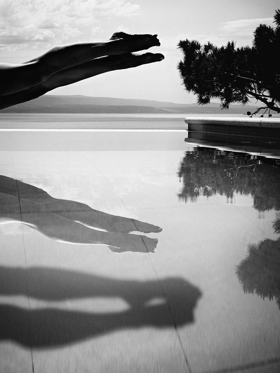 Life-Framer-Black-White-ThomasHill